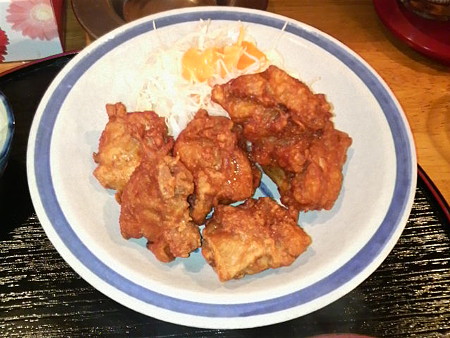 唐揚げ定食、750 円