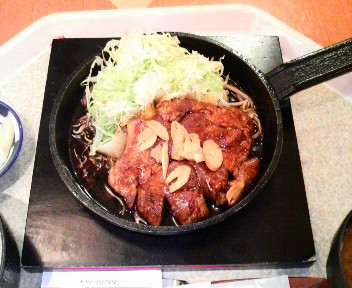 高座豚のトンテキ定食、100g
